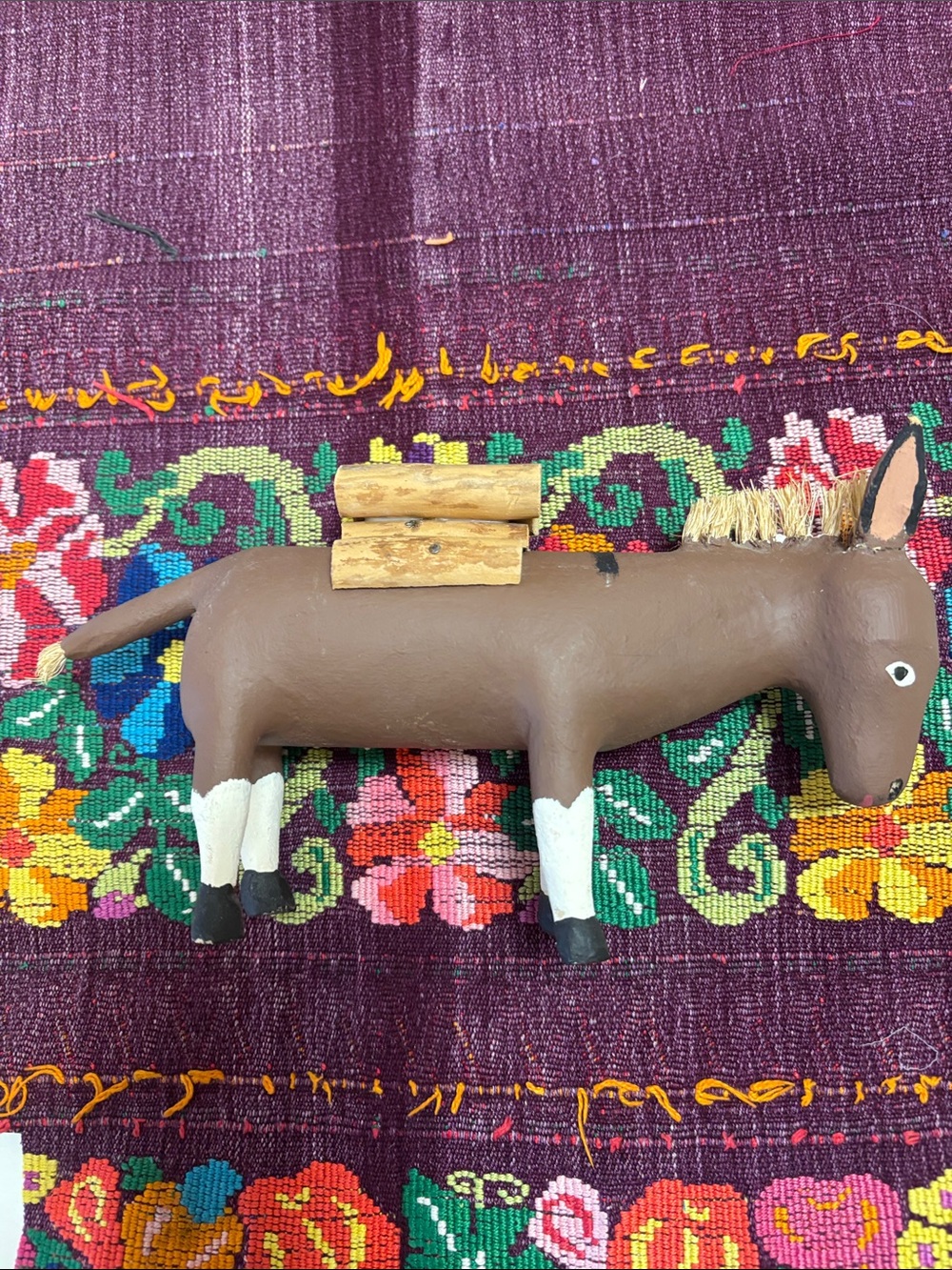 New Mexican carved burrow